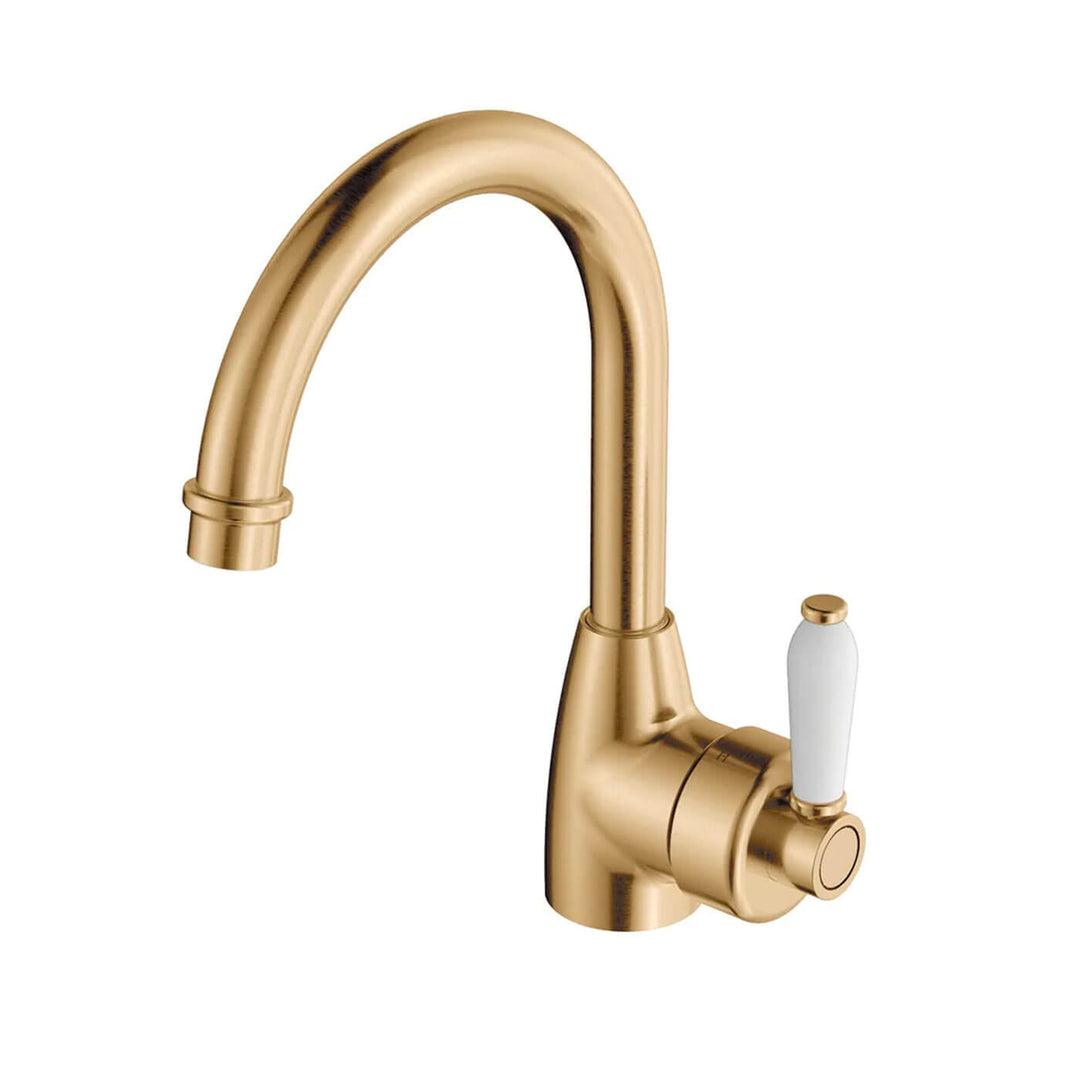 Eleanor Hamptons Gooseneck Basin Mixer