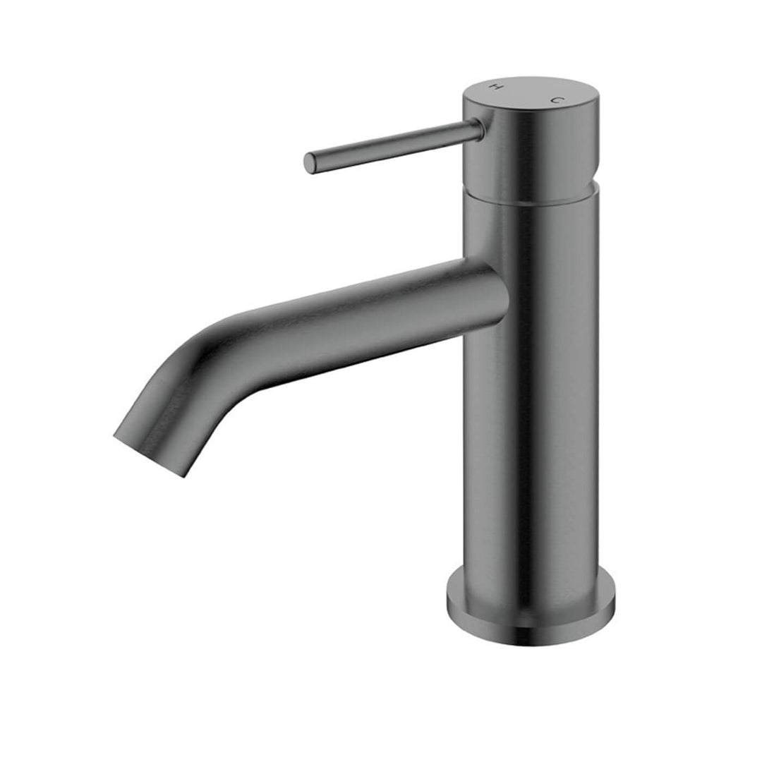 Hali Curved Pin Handle Short Basin Mixer