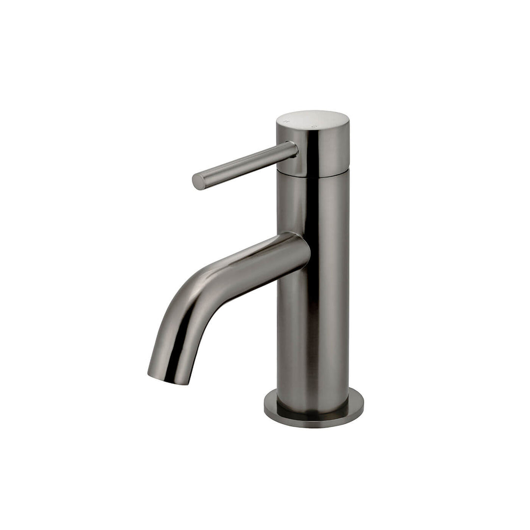 Piccola Short Basin Mixer